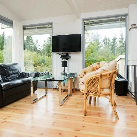 Three-bedroom Holiday In Hemmet 75 펜션 *